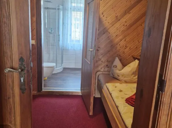 Zur Elbe Casa de hóspedes Wittenberg